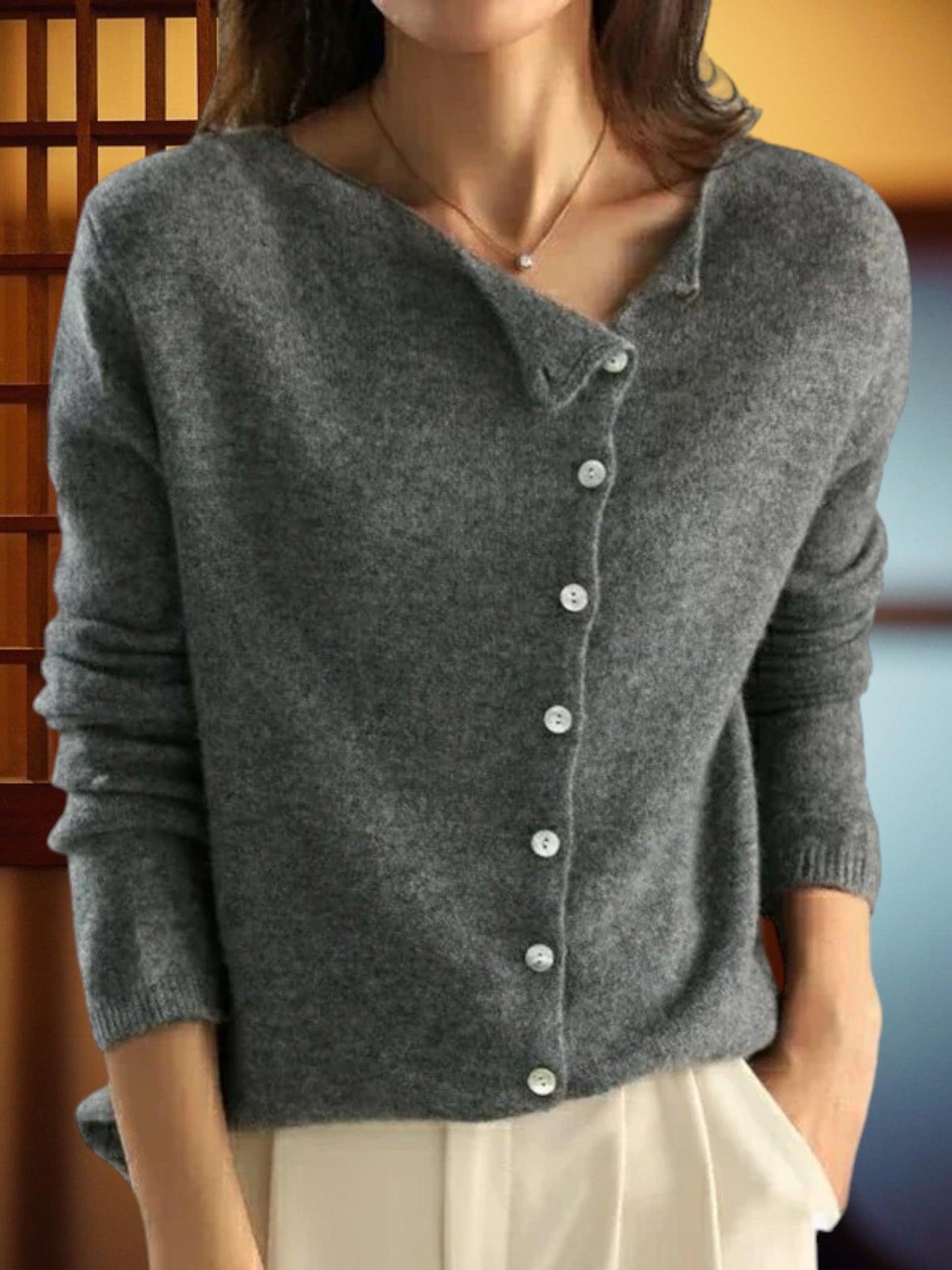 Adna | Eleganter Strickpullover Damen mit Knopfdesign für den Herbst, weicher Stoff, langarm, normaler Schnitt