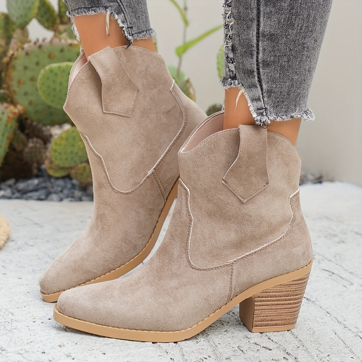 Stiefeletten Damen | Bequemer Blockabsatz & Western Look 1