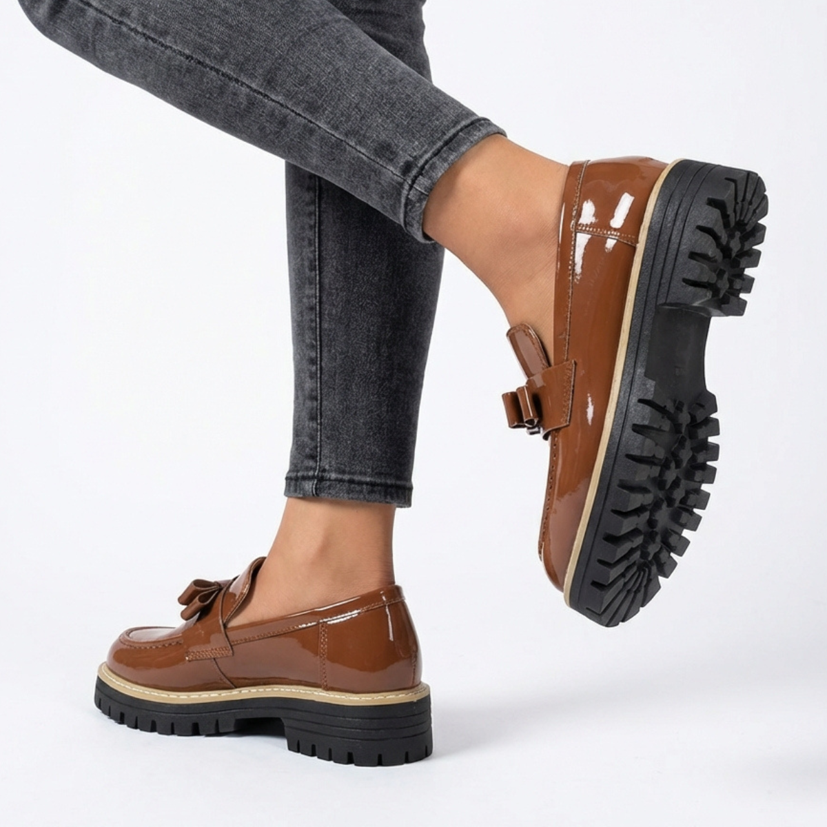 Damen Loafer Plateausohle Schleifendetail Hochglanz Einschlupf 3