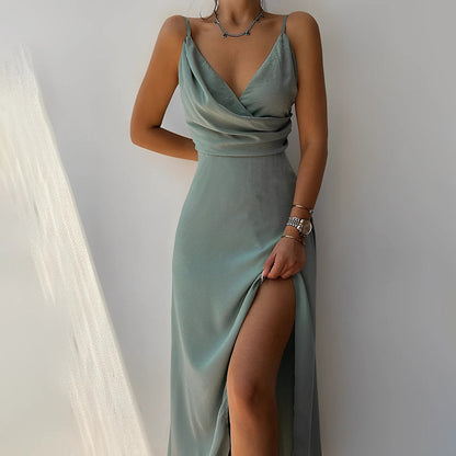 Abendgarderobe Damen | Elegantes Maxikleid mit V-Ausschnitt & Beinschlitz