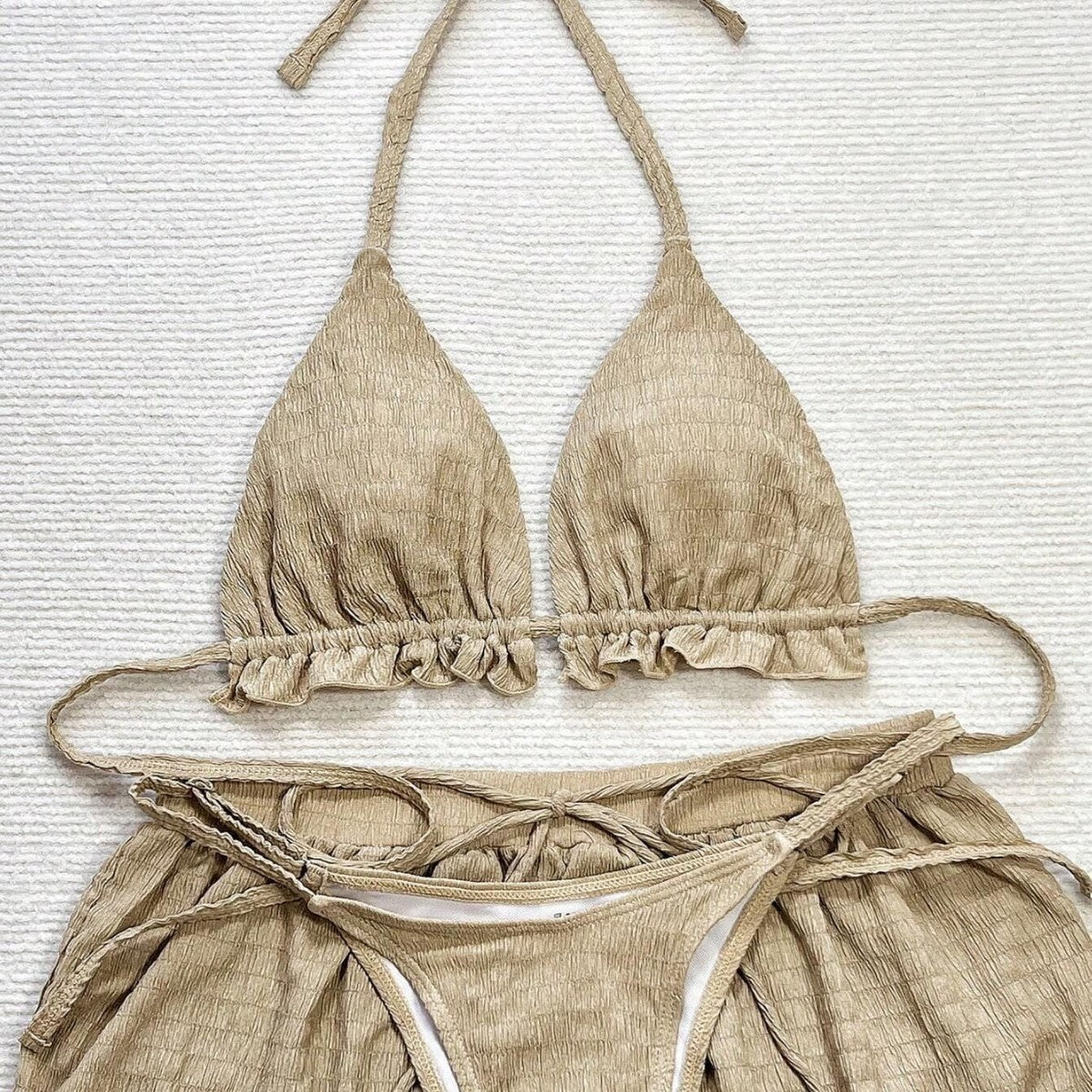 Bikini Set Damen | Rüschen-Triangel-Top & Lässige Shorts