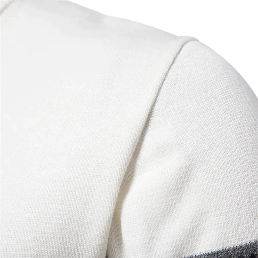 Christian Pullover mit Retromuster 5