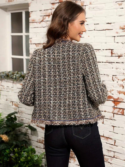 Clara – Bouclé-Jacke im Parisian Chic 2