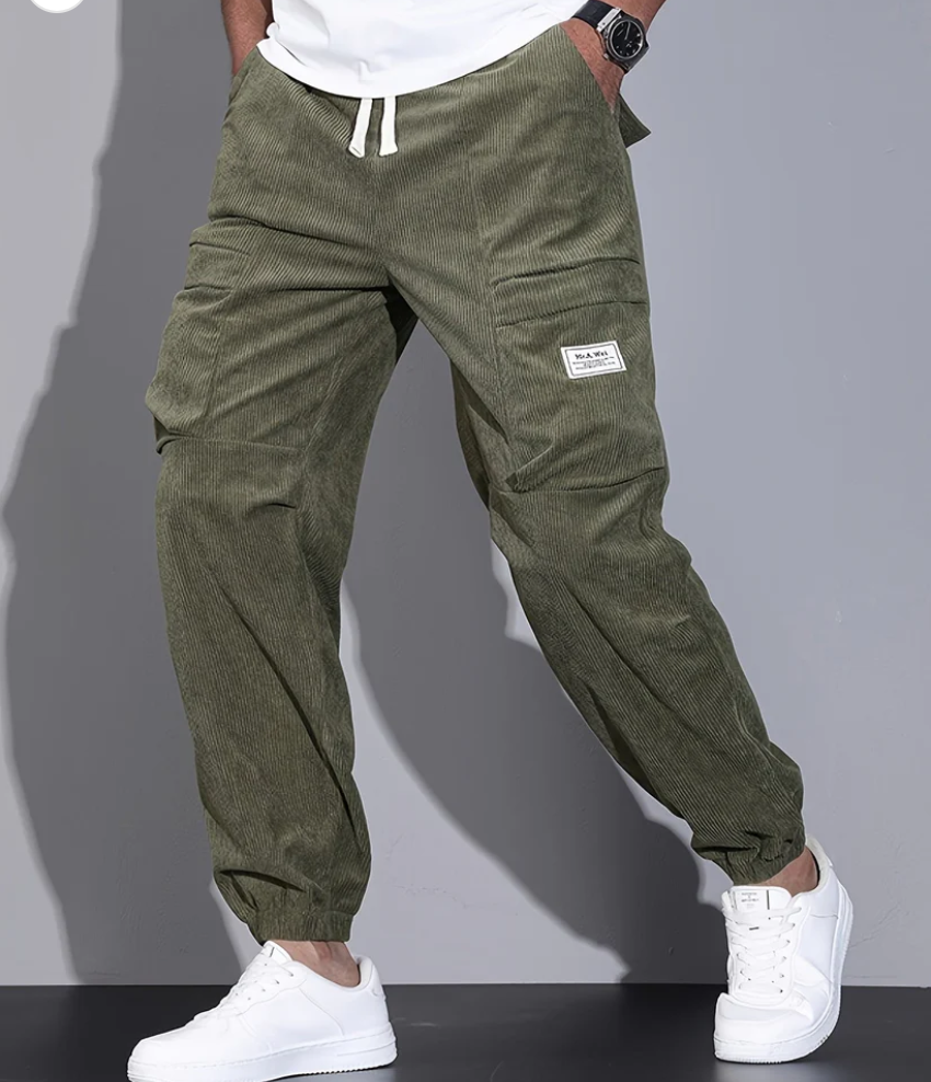 Cordhose für Herren, bequeme Passform, | praktische Taschen