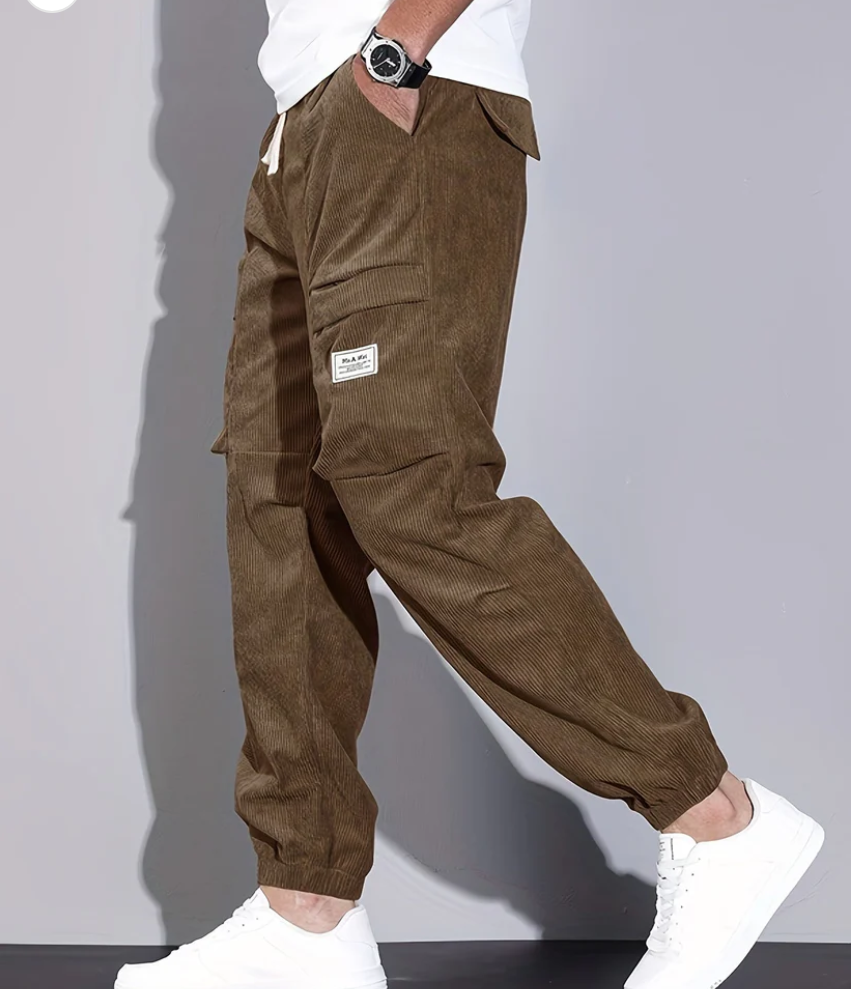 Cordhose für Herren, bequeme Passform, | praktische Taschen