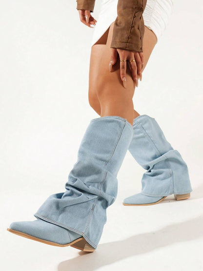 Cowboystiefel Damen | Spitzer Absatz & Auffälliges Design 3