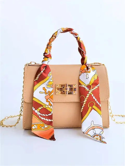 Handtasche Damen | mit Schal-Detail & Kettenriemen 3