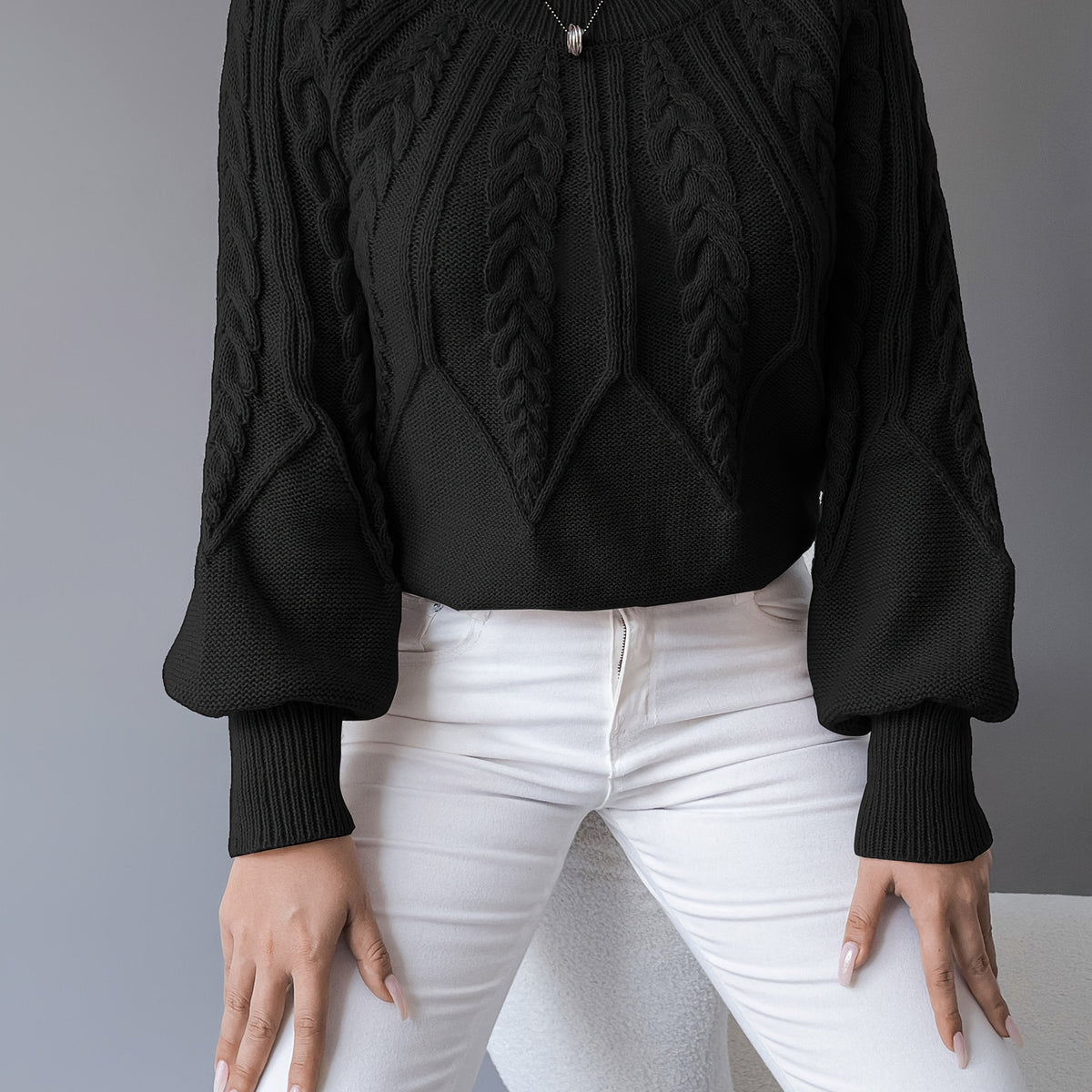 Gunnhild | Damen Zopfmuster Strickpullover mit Ballonärmel - Black - Image 14