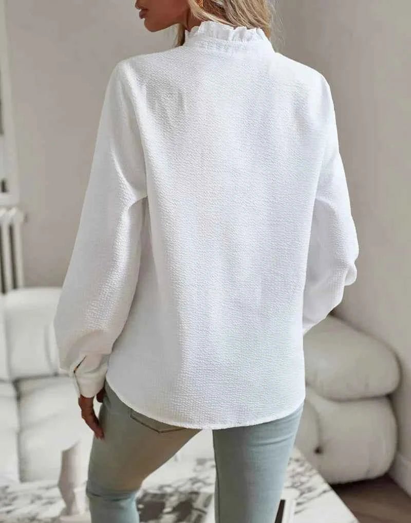 Bluse Damen | Rüschenkragen & Feminine Knopfleiste