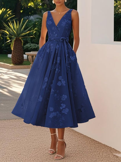 Midi Kleid Damen | Elegant & Verspielt mit Blumenprint