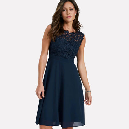 Mini Kleid Damen | Spitzenbesatz & Eleganter A-Linien-Schnitt