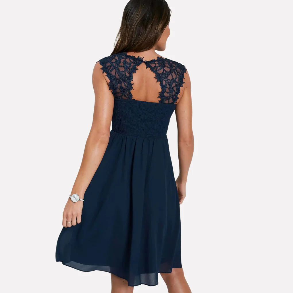 Mini Kleid Damen | Spitzenbesatz & Eleganter A-Linien-Schnitt