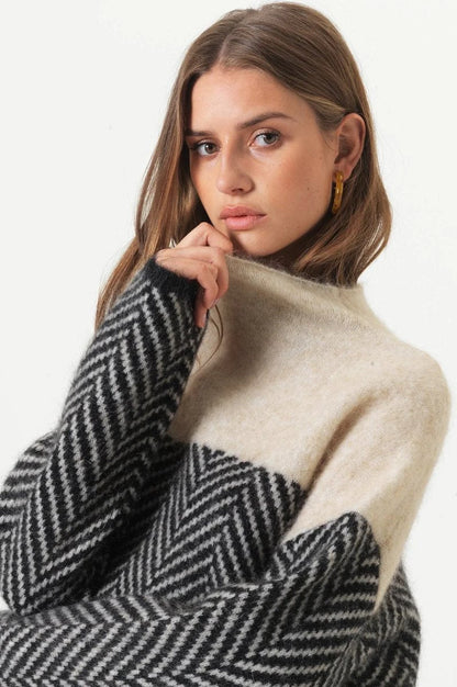 Damen Oversized Rollkragenpullover Mit Fischgrätmuster Für Herbst Und Winter – Eleganter Stil Und Hoher Komfort 4