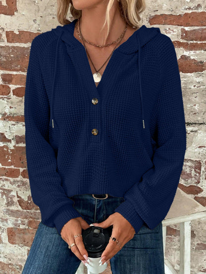 Damen cropped Kapuzenpullover mit strukturiertem Stoff und dekorativen Knöpfen Drune 10