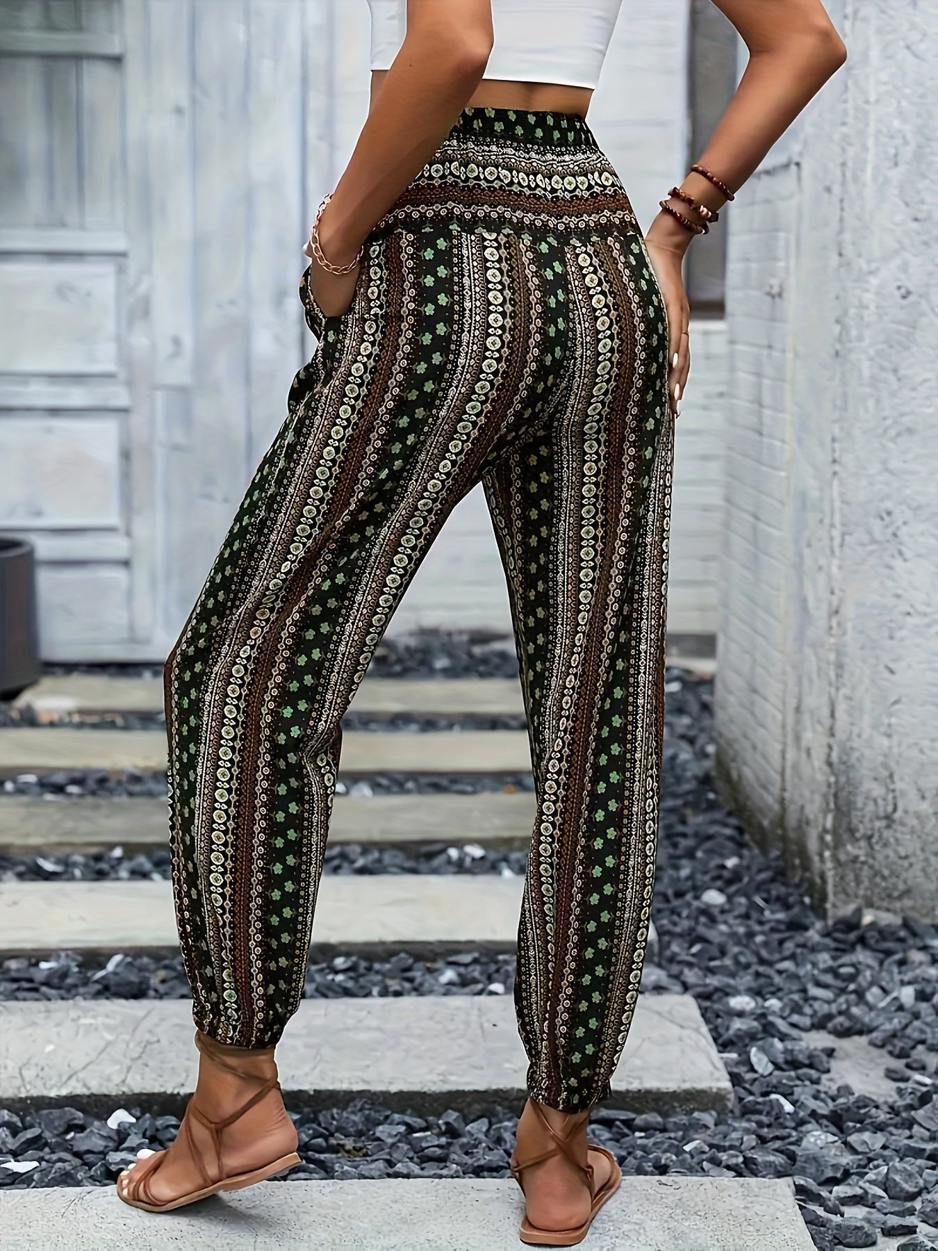 Damenhose Boho | High-Waist & Weiter Schnitt mit Folklore-Print