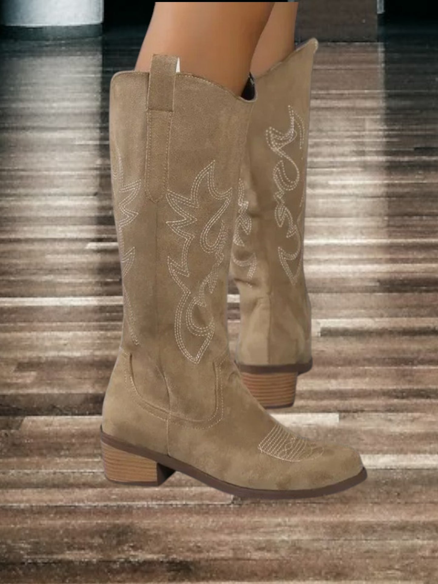Diana | Klassische Wildleder Cowboy-Stiefel für Damen, Comfort Fit, Mittel Schaft