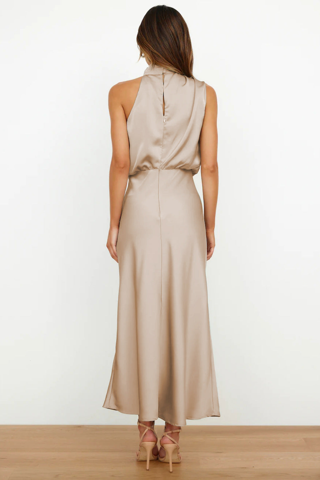 Doris | Damen Schickes Neckholder Abendkleid 4