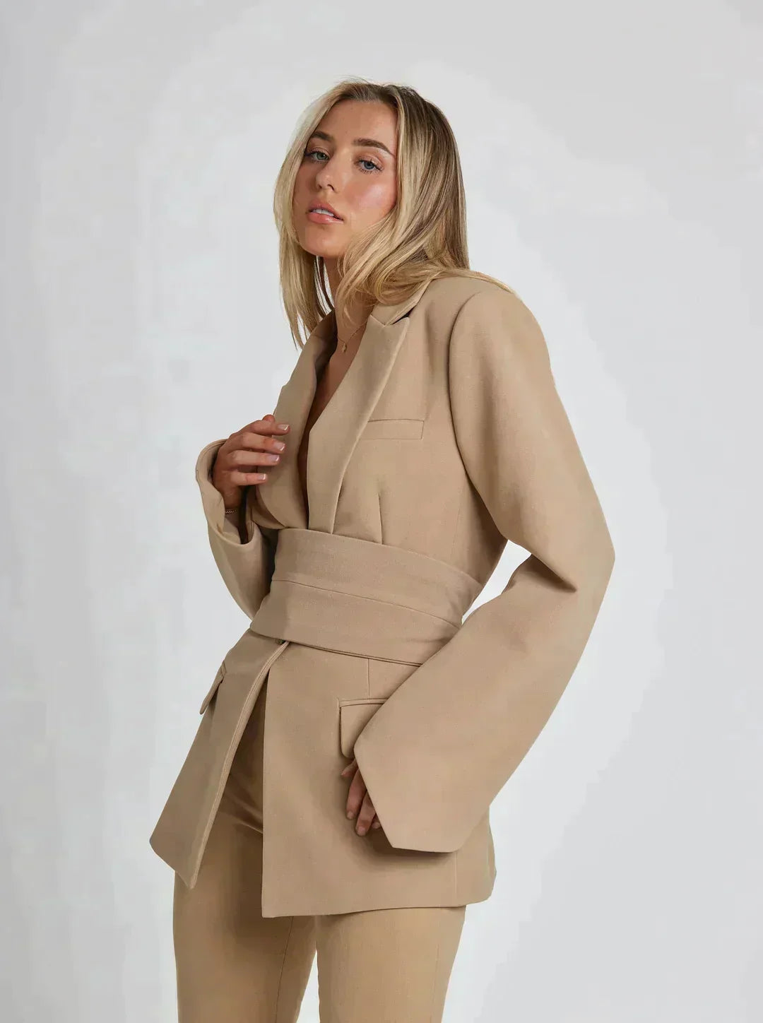 Dorothy - Blazer mit zusätzlichen Gürteln 1