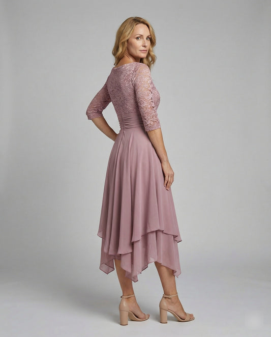 Midikleid Damen | Romantisches Spitzen-Oberteil & Fließender Zipfelsaum
