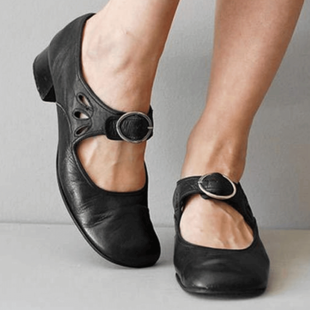Sandalen Damen | Vintage Mary-Jane-Design & Eleganter Blockabsatz