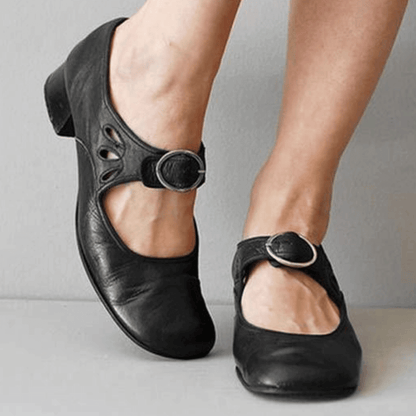 Sandalen Damen | Vintage Mary-Jane-Design & Eleganter Blockabsatz