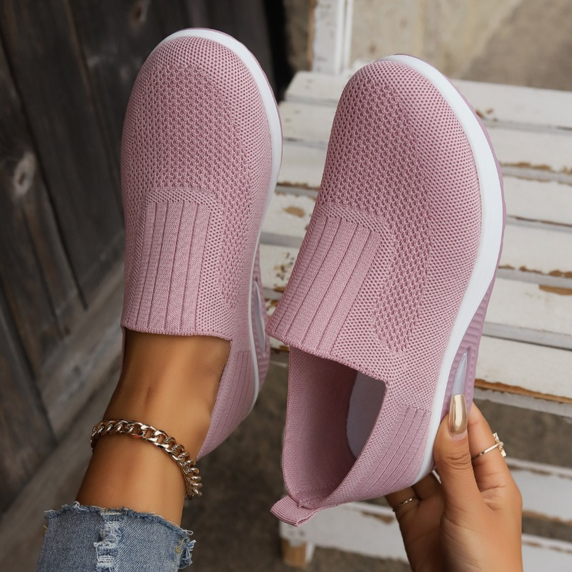 Schuhe Damen | Bequemes Slip-On Design & Leichte Laufsohle