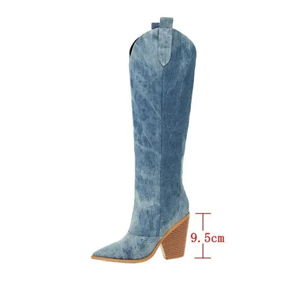 Elegante blaue Stiefel aus Kunstleder mit Stiletto-Absatz