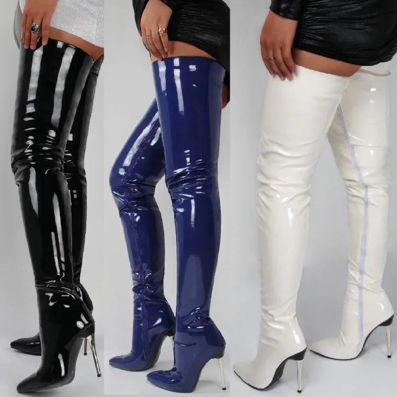 Stylische Stiefel aus Kunstleder mit spitzer Zehenpartie und hohem Absatz