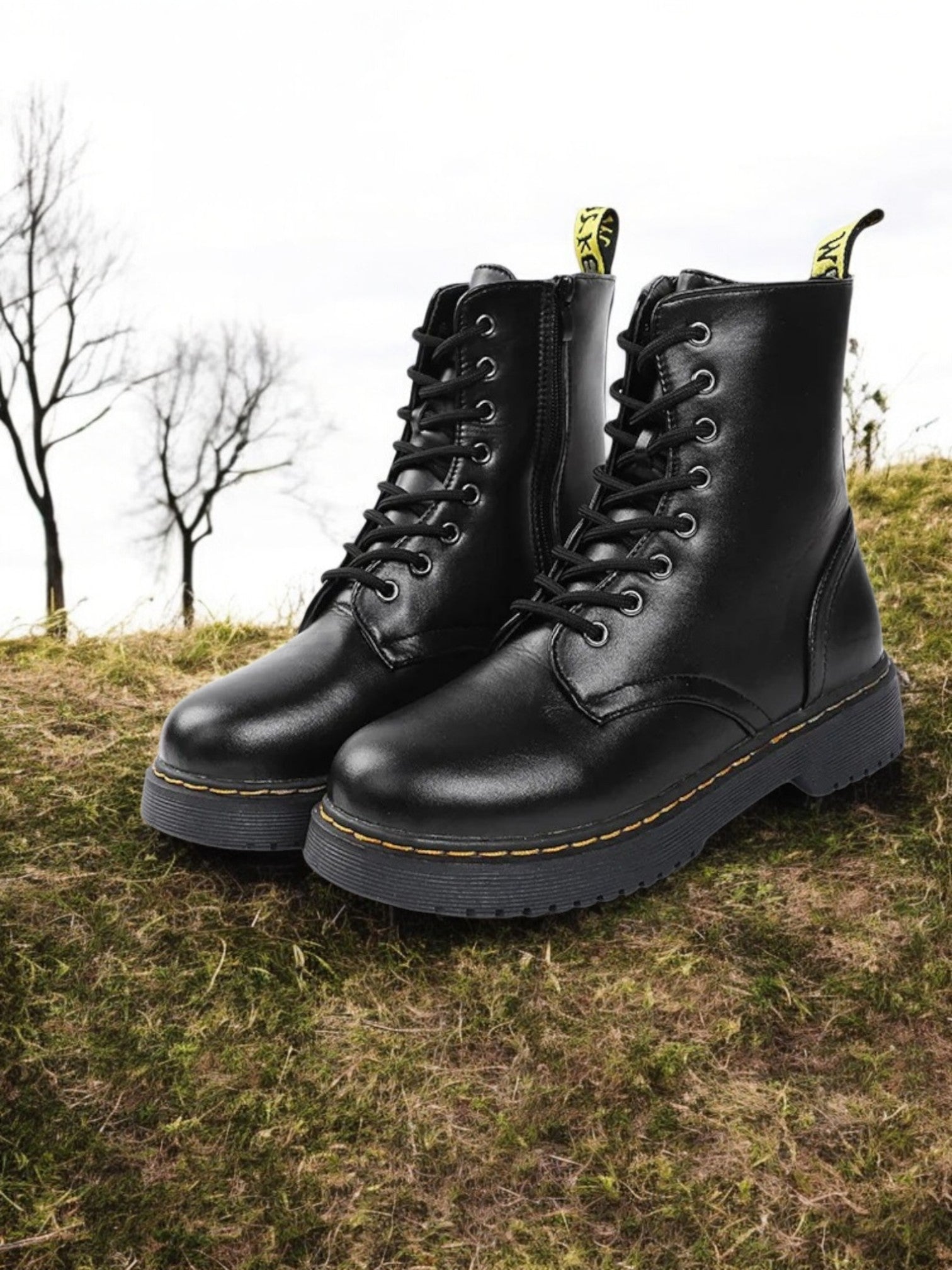 Emma | Modische Damenstiefel Schwarz aus Kunstleder mit Reißverschluss und rutschfester Sohle