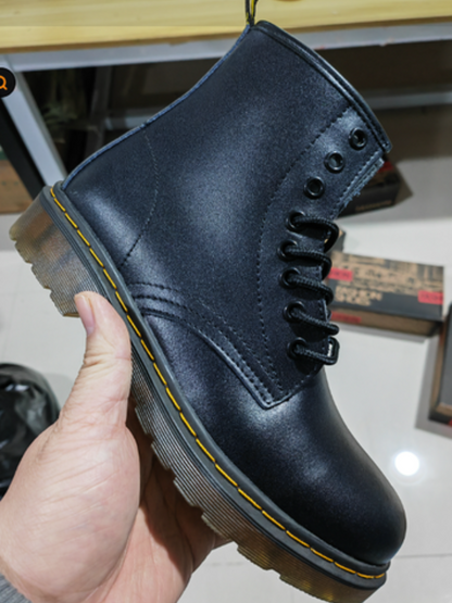 Emma | Modische Damenstiefel Schwarz aus Kunstleder mit Reißverschluss und rutschfester Sohle