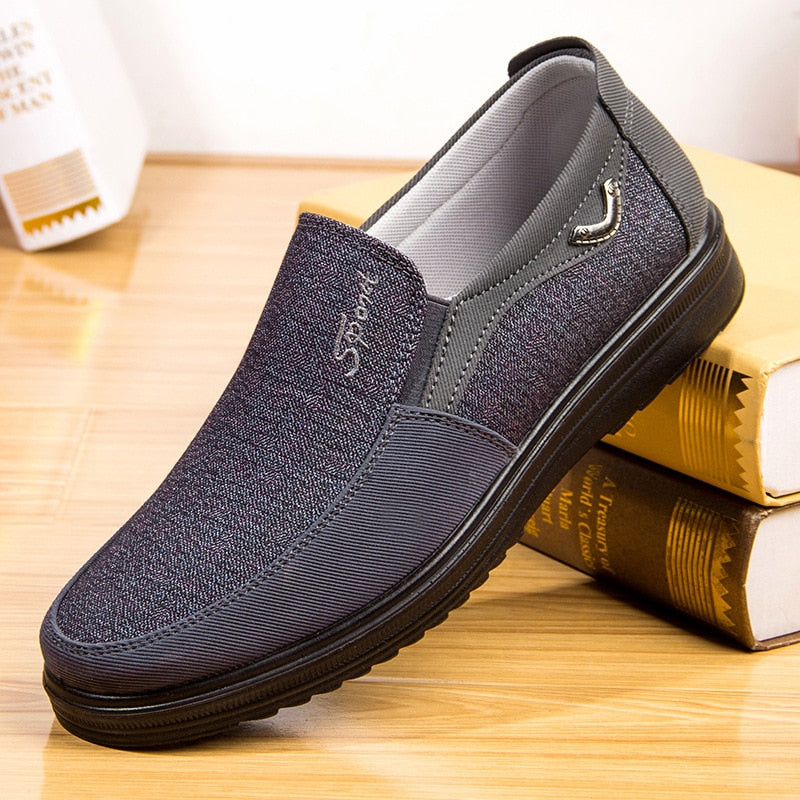 Ernesto – Rutschfeste Schuhe für ältere Männer – Sicherheit bei jedem Schritt