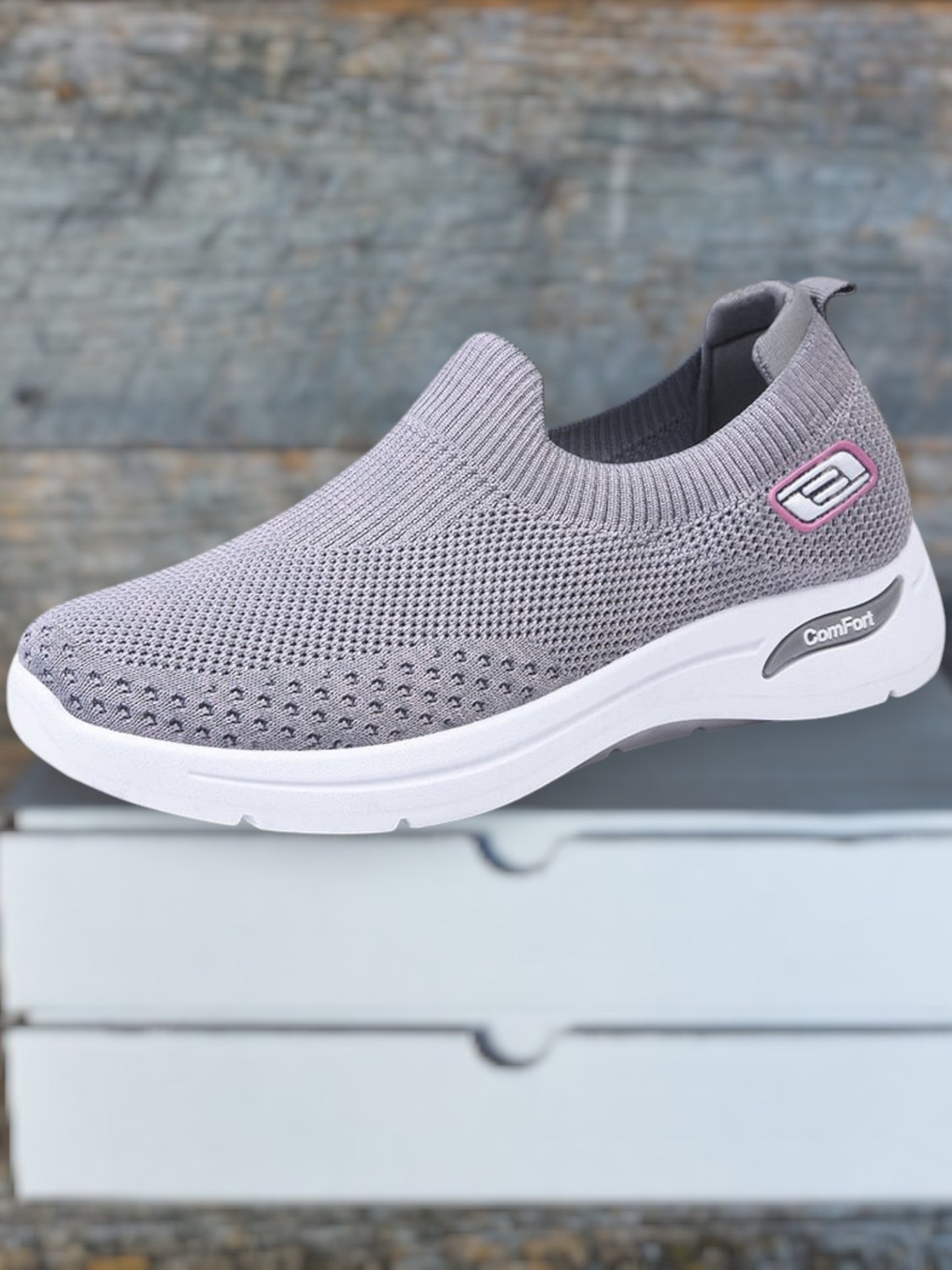 Famke | Sneaker Damen mit Kissenkomfort, Atmungsaktiv und Wetterfest für breite Füße