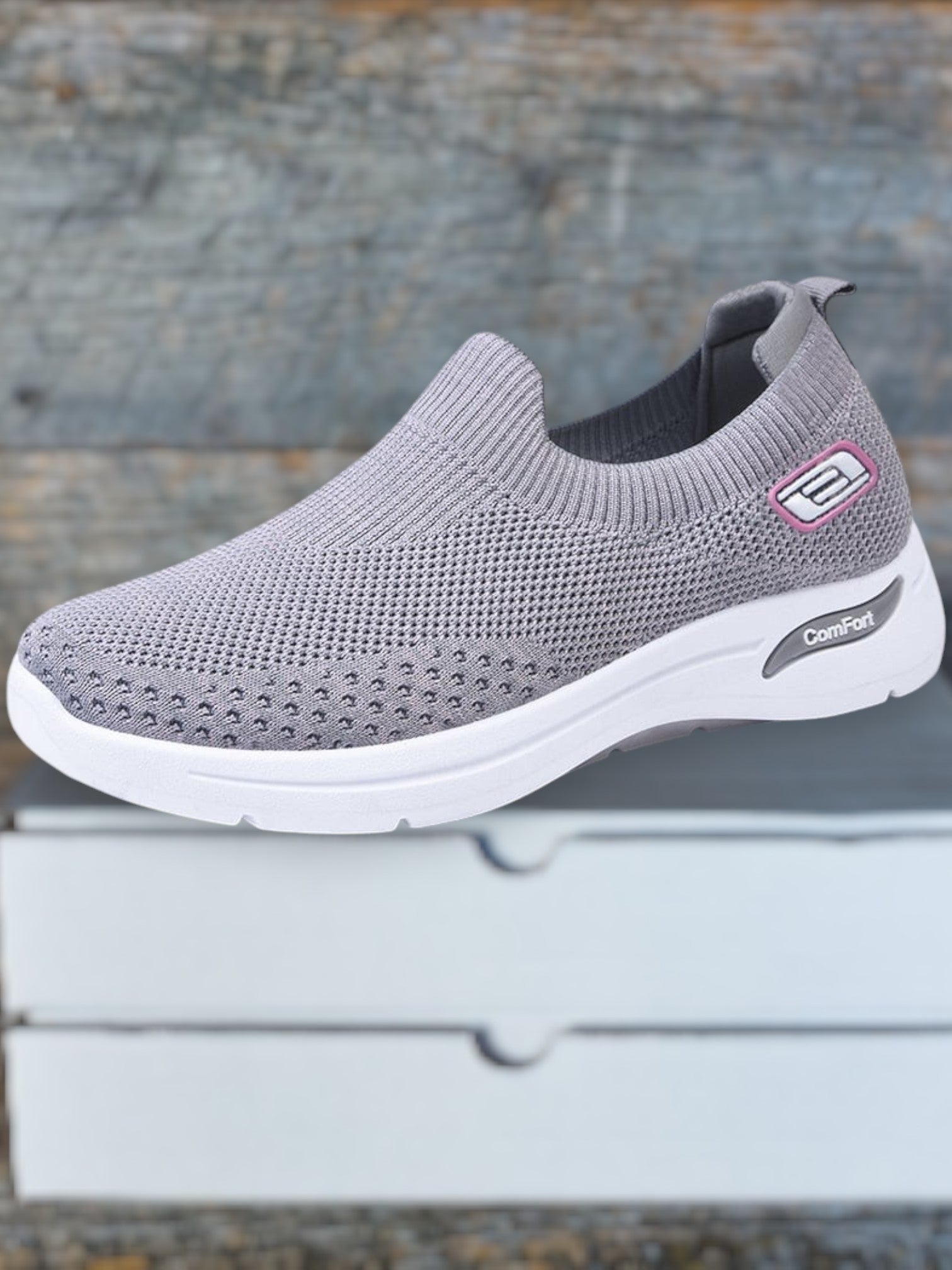 Famke | Sneaker Damen mit Kissenkomfort, Atmungsaktiv und Wetterfest für breite Füße