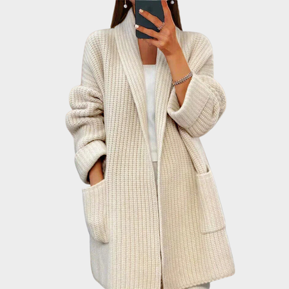 Gemütlicher gestrickter Wollcardigan-Pullover 0