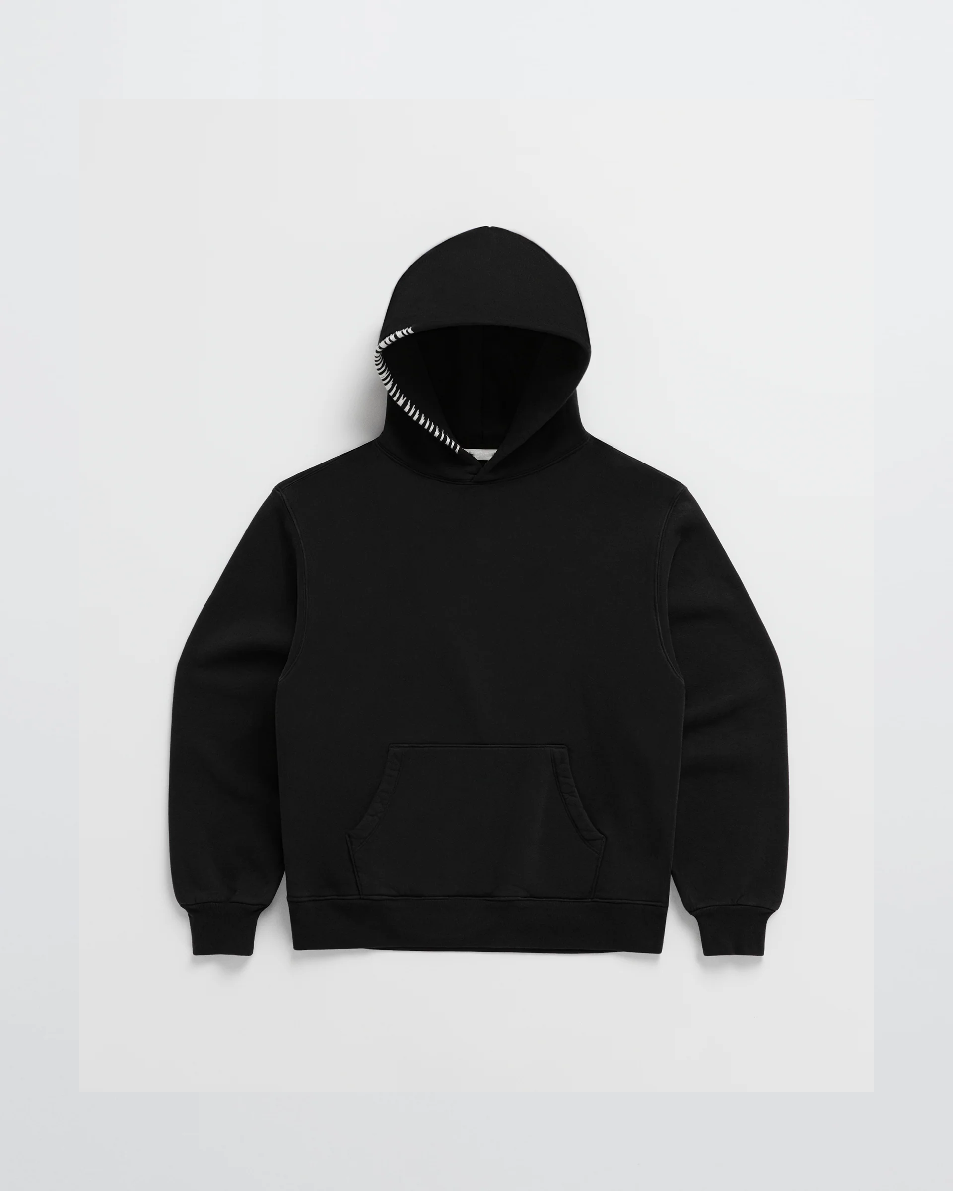 Gemütlicher minimalistischer Hoodie 4
