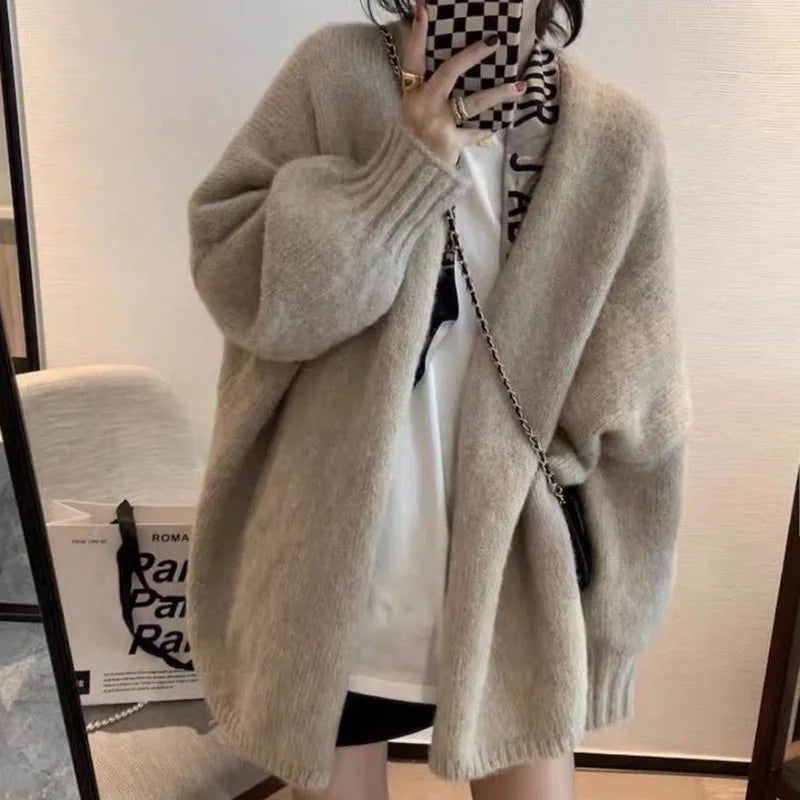 Gemütlicher übergroßer Strickcardigan mit Knopfverschluss 0