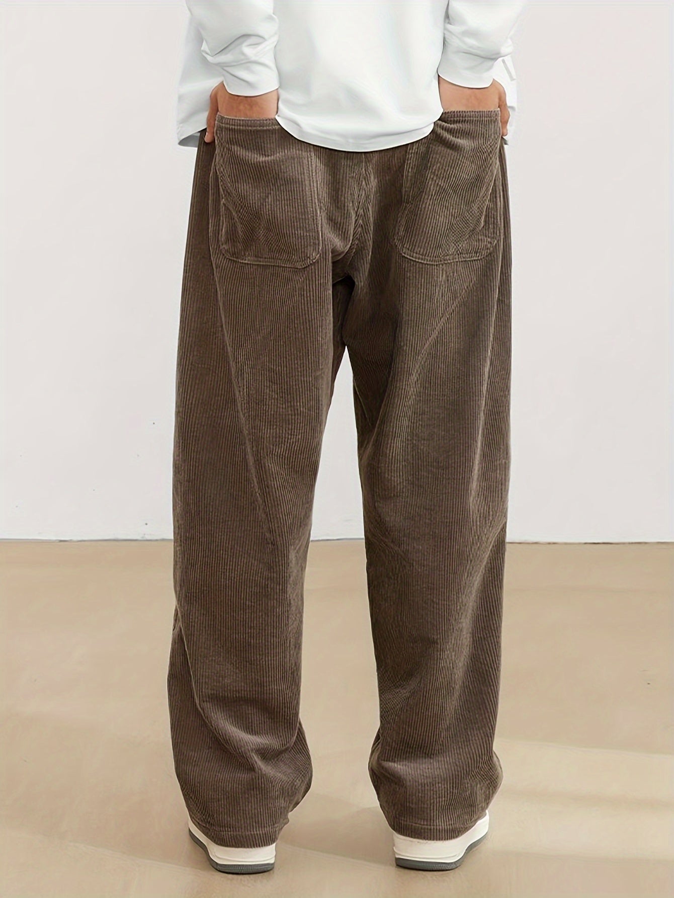 Herren Cordhose mit Taschen - Braun 3