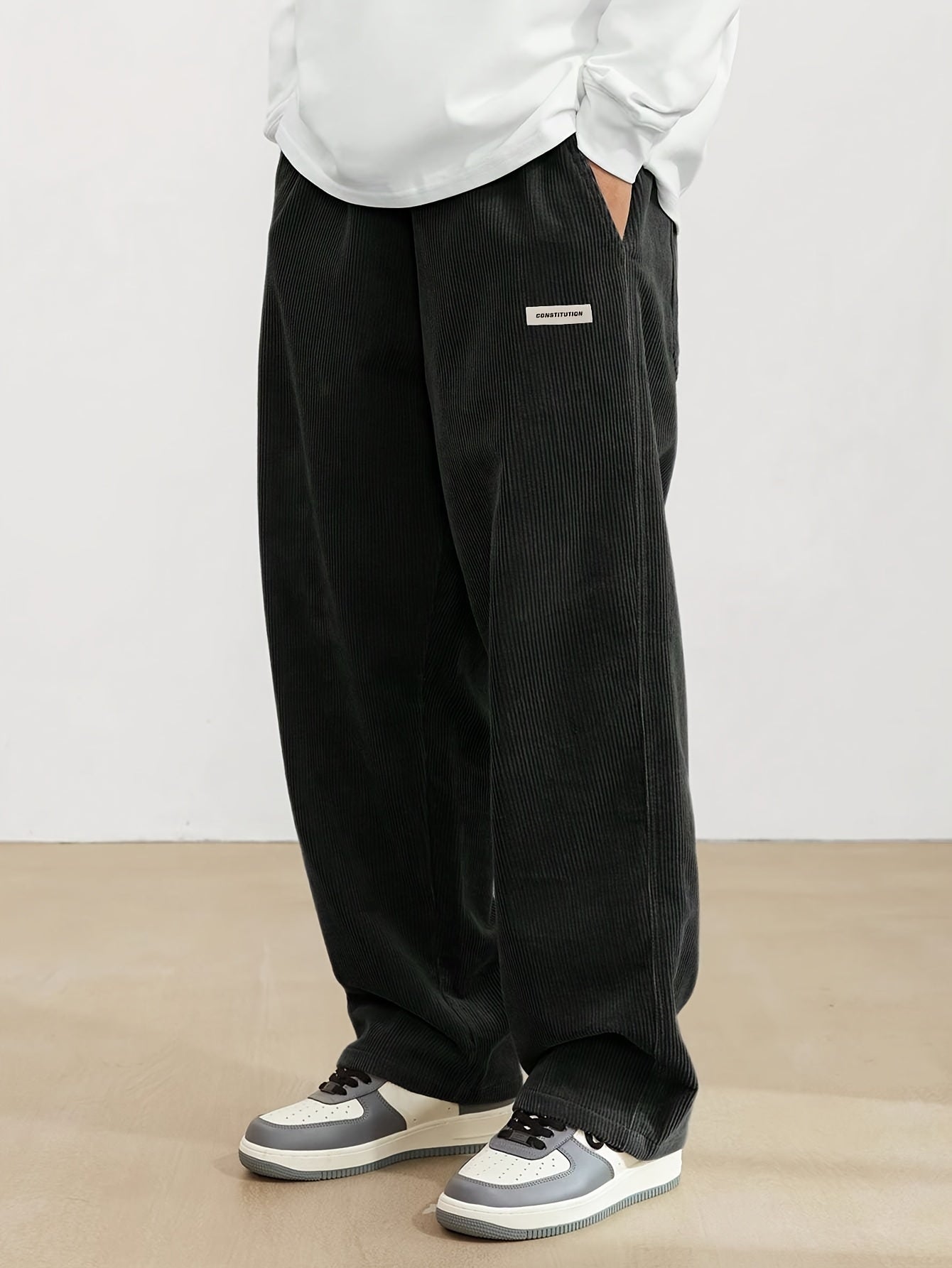 Herren Cordhose mit Taschen - Braun 4