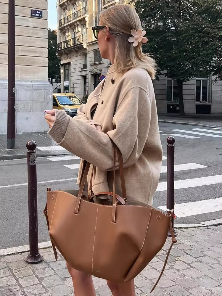 Jacke Damen | Stehkragen & Kurze Oversized-Passform