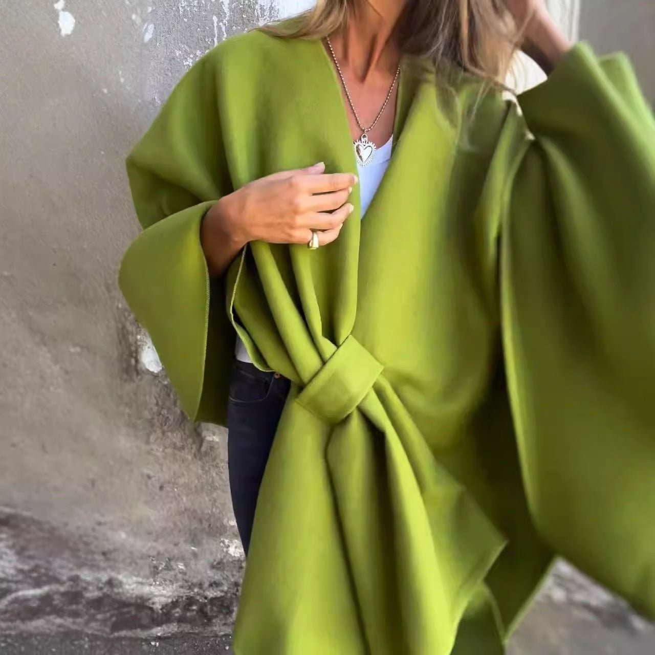 Jovelle Cape-Mantel 4