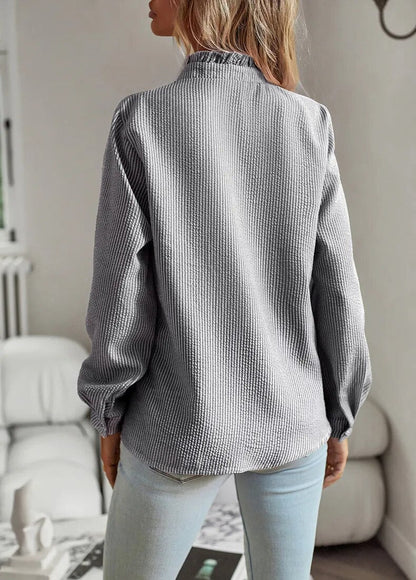 Julia – Damen Bluse mit Rüschenleiste und Knopfleiste 6