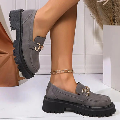 Mokassins Damen | Goldkette & Chunky Profilsohle