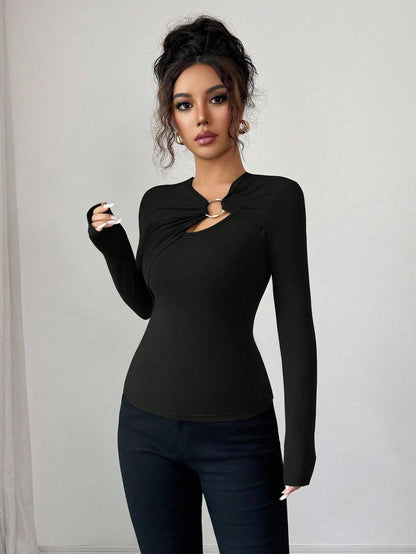 Langarm Top Damen | Twist-Front & Ring-Detail