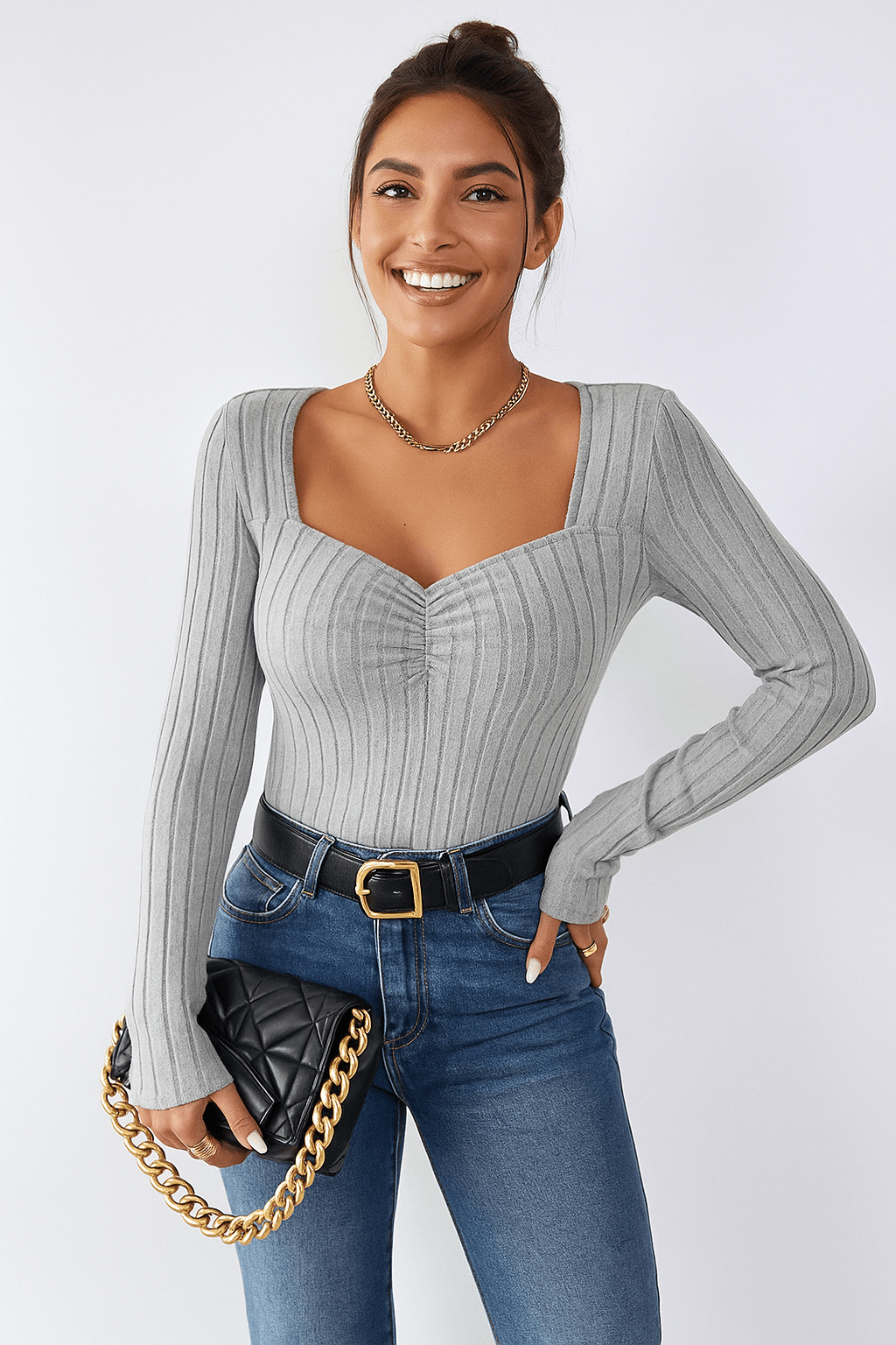 Langarm Top Damen mit Herzausschnitt | Tailliert & Raffung
