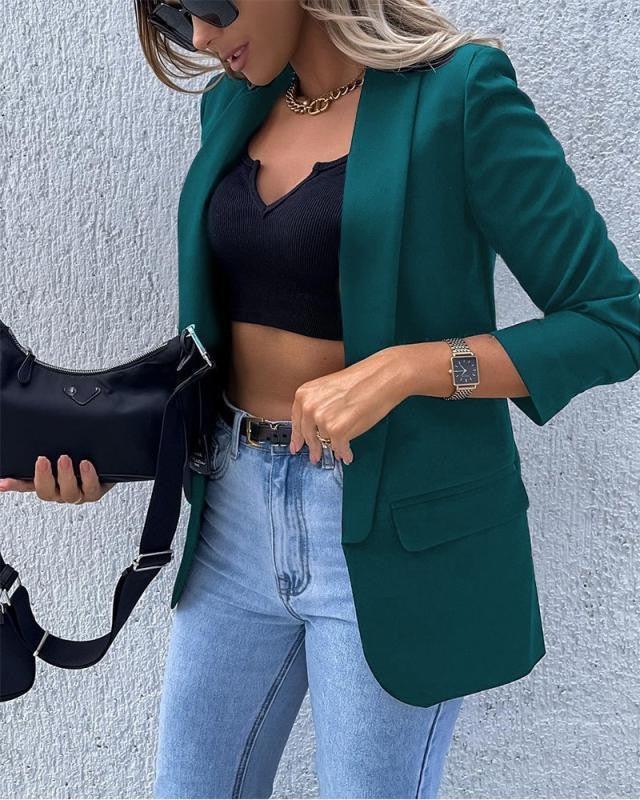 Laura – Klassischer Damenblazer mit tailliertem Schnitt 7
