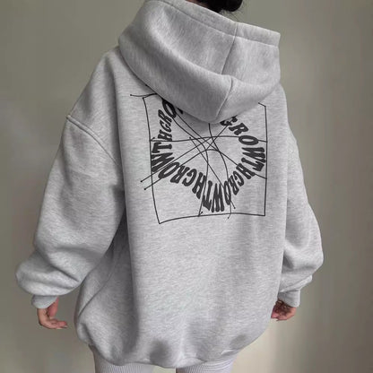 Liora – Oversized Hoodie mit Statement-Rückenprint 1
