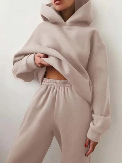 Loungewear-Set | Kuscheliger Hoodie & Jogginghose