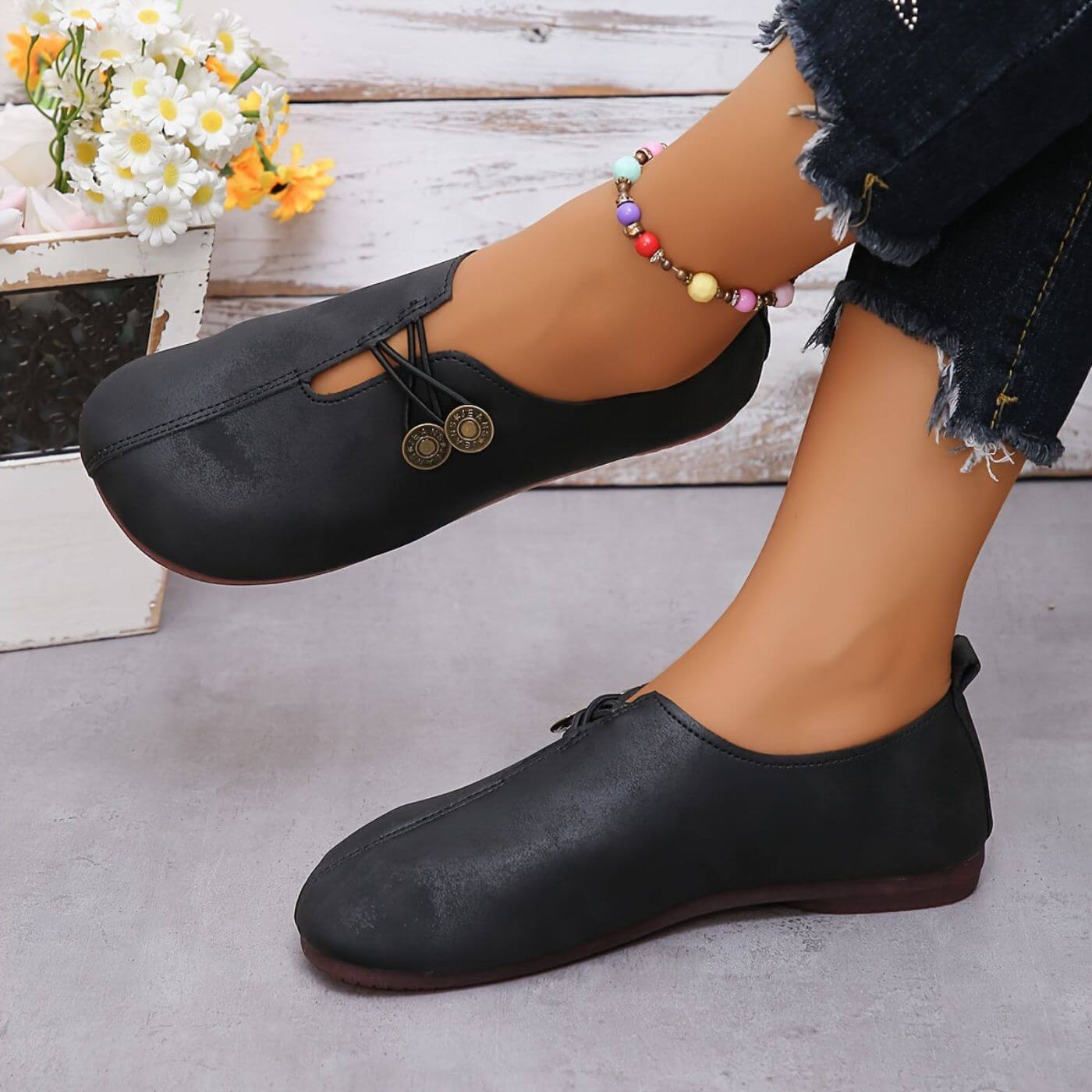 Sommerschuhe Damen | Flats mit Vintage-Knopfdetail