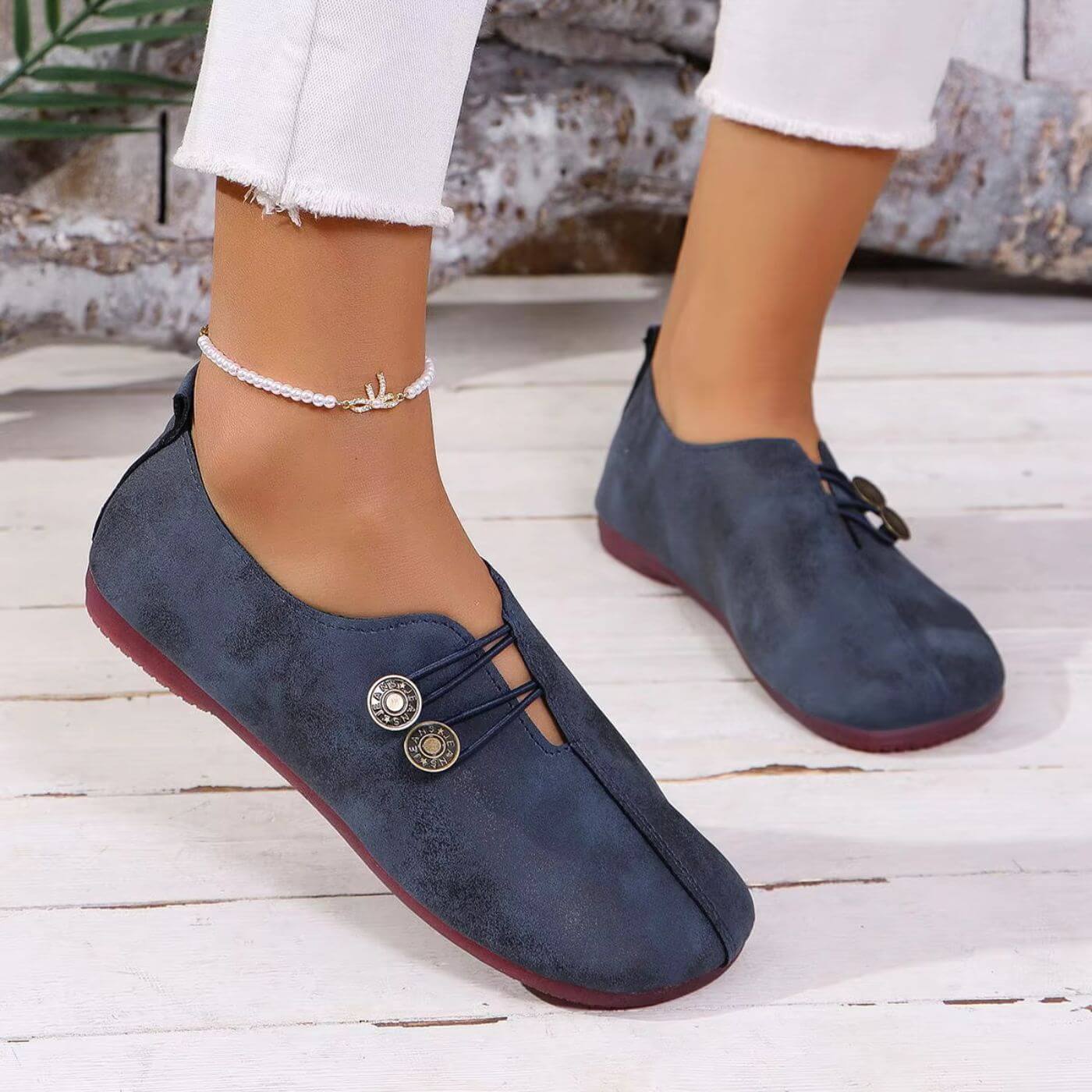 Sommerschuhe Damen | Flats mit Vintage-Knopfdetail