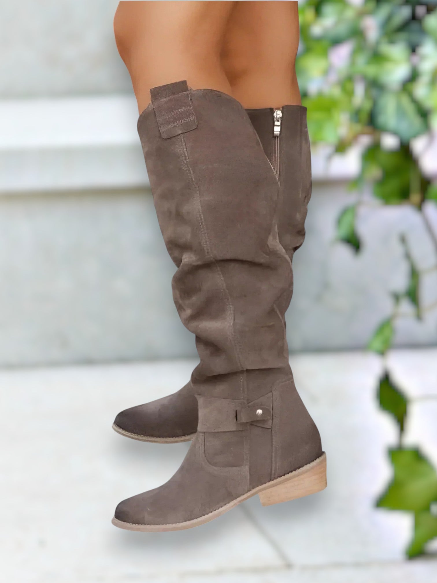 Madeleine | Kniehohe Wildlederstiefel für Damen mit praktischem Seitenreißverschluss